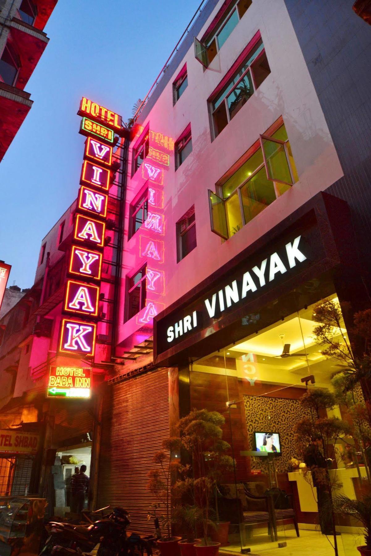 Hotel Shri Vinayak In City Centre At New Delhi Railway Station-By Rcg Hotels Exteriér fotografie